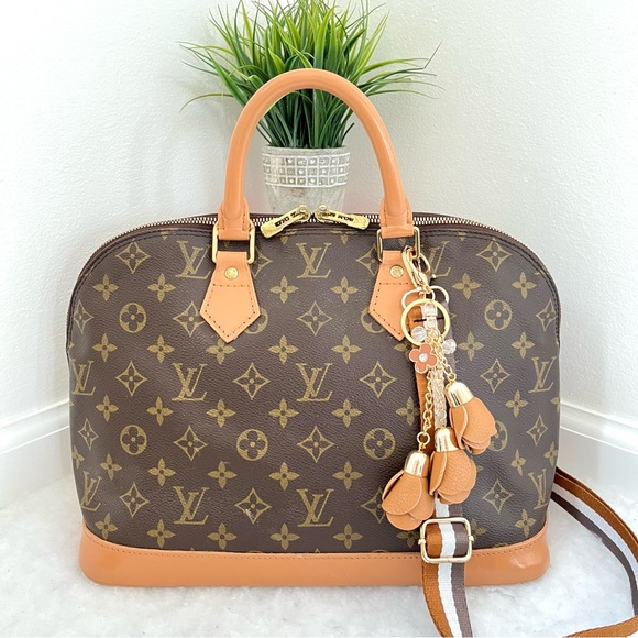 Louis Vuitton Handbags - ✅AUTHENTIC✅LOUIS VUITTON ALMA PM